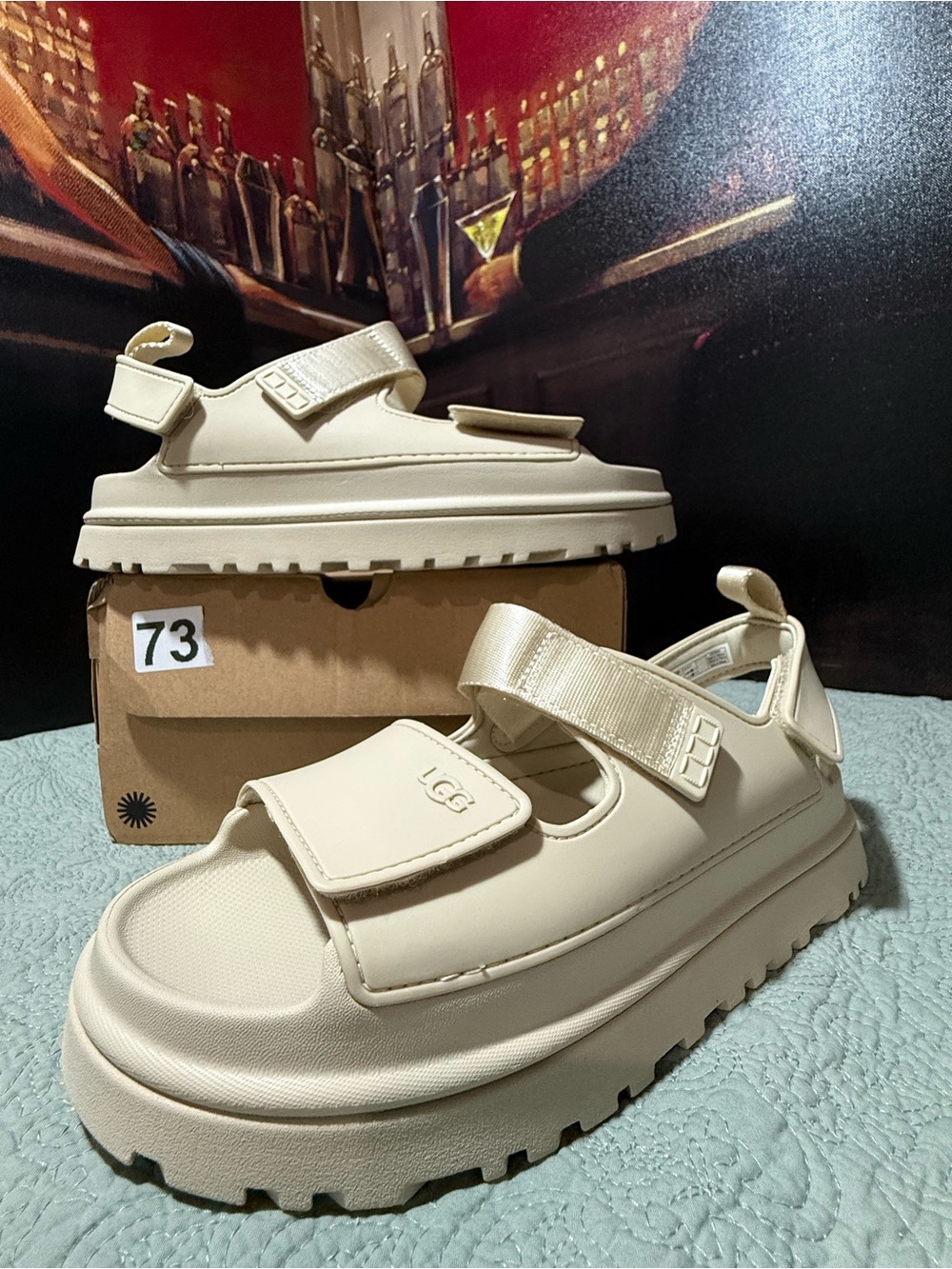 UGG Goldenglow-Sea Salt Youth Size 6/Women’s approx. Size 8